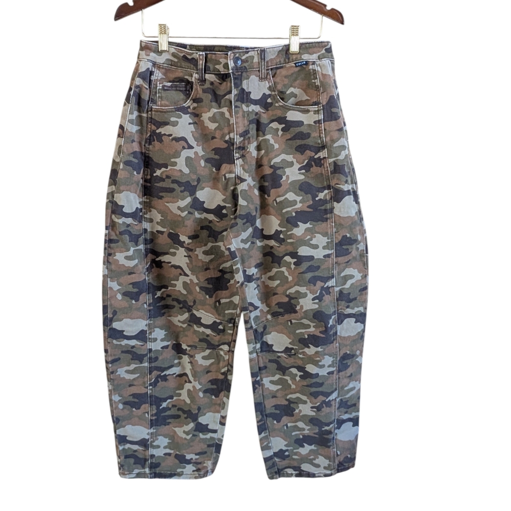 Cello High Waisted Camo Barrel Leg Jeans Utility Cargo